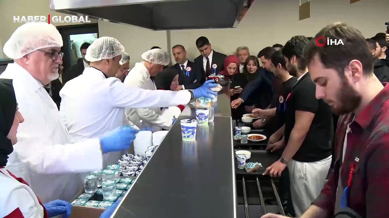 Çekmeköy Kent Lokantası hizmete başladı