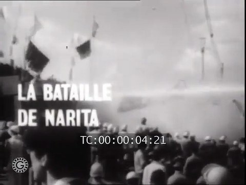 1971 - Johnny Hallyday - Gros Plan sur le Show Hallyday dans “La Revue du Monde” (Gaumont Actualités, 25 Septembre)