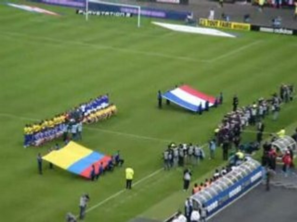 Hymne de la Colombie et de la France (Match France/Colombie)