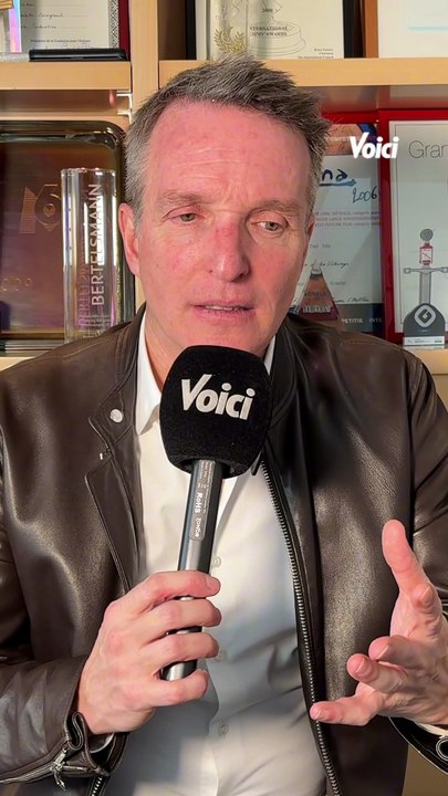 Stéphane Rotenberg et les équipes de Pékin Express surpris par la révolte au Népal