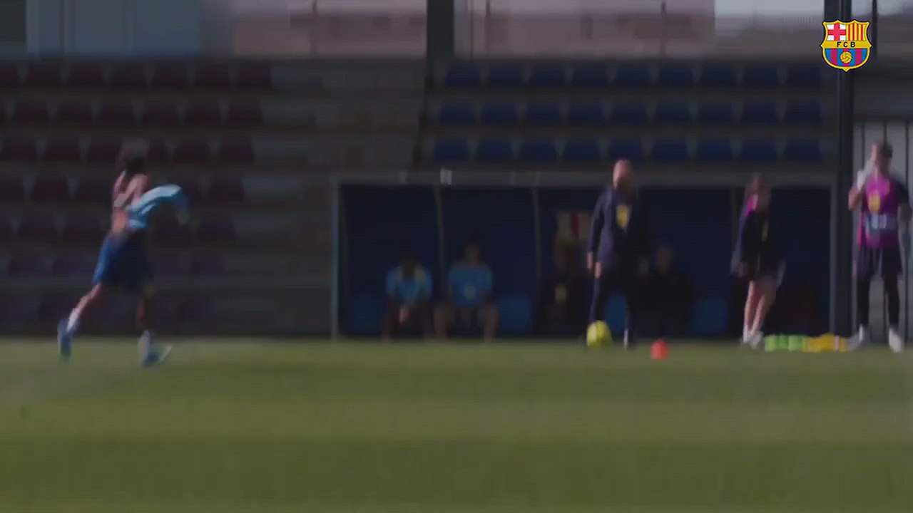 El golazo de Lamine Yamal en el entrenamiento del Barça para ver una y otra vez