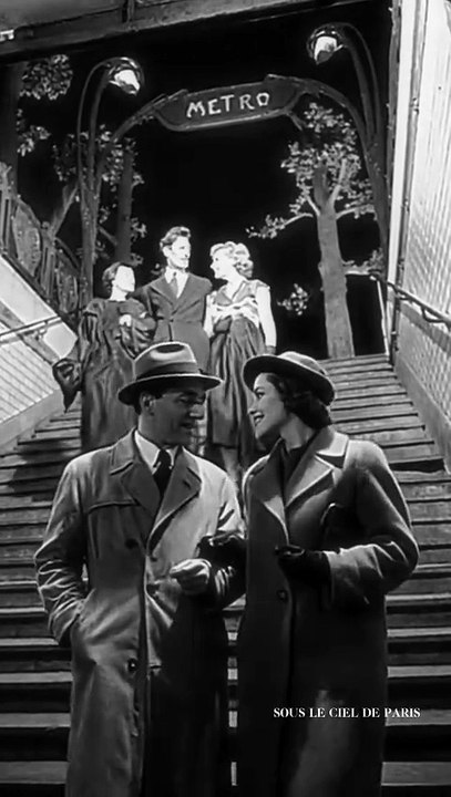 Les sièges en bois du métro parisien