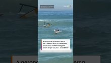 Helicóptero perde altitude e afunda na praia da Barra da Tijuca, no Rio de Janeiro #shorts