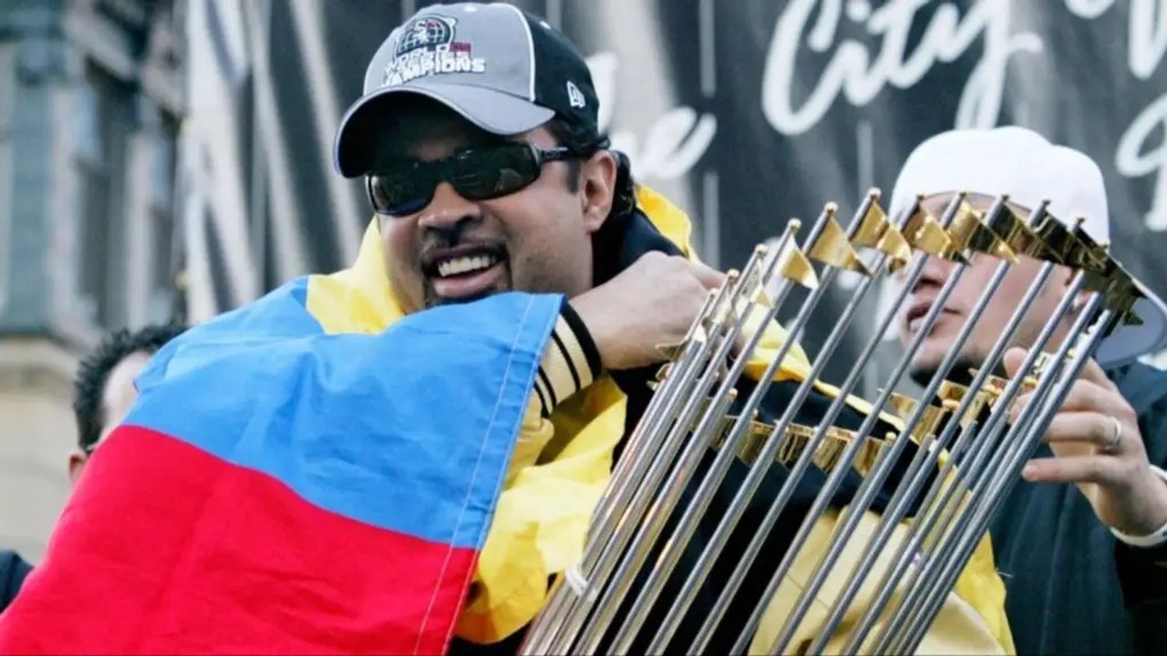 Ozzie Guillén rompe en llanto al enterarse de que los Chicago White Sox retirarán su número