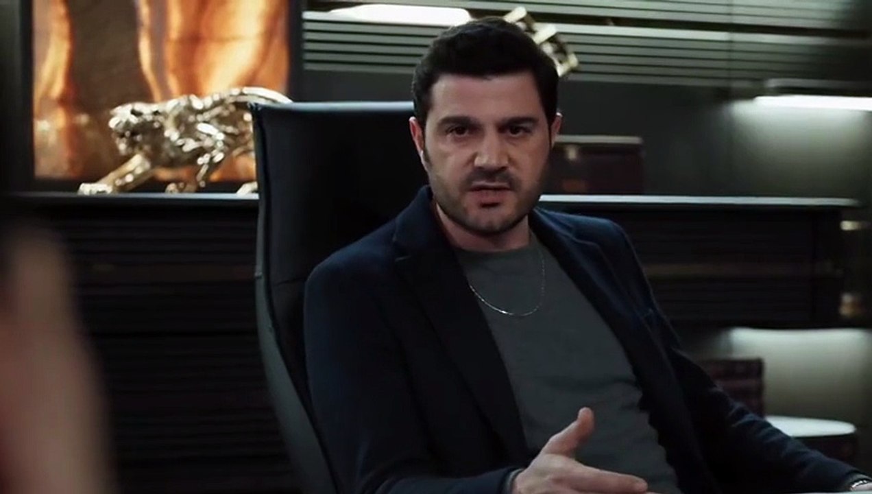 مسلسل في الظل الحلقة 44 مدبلجة