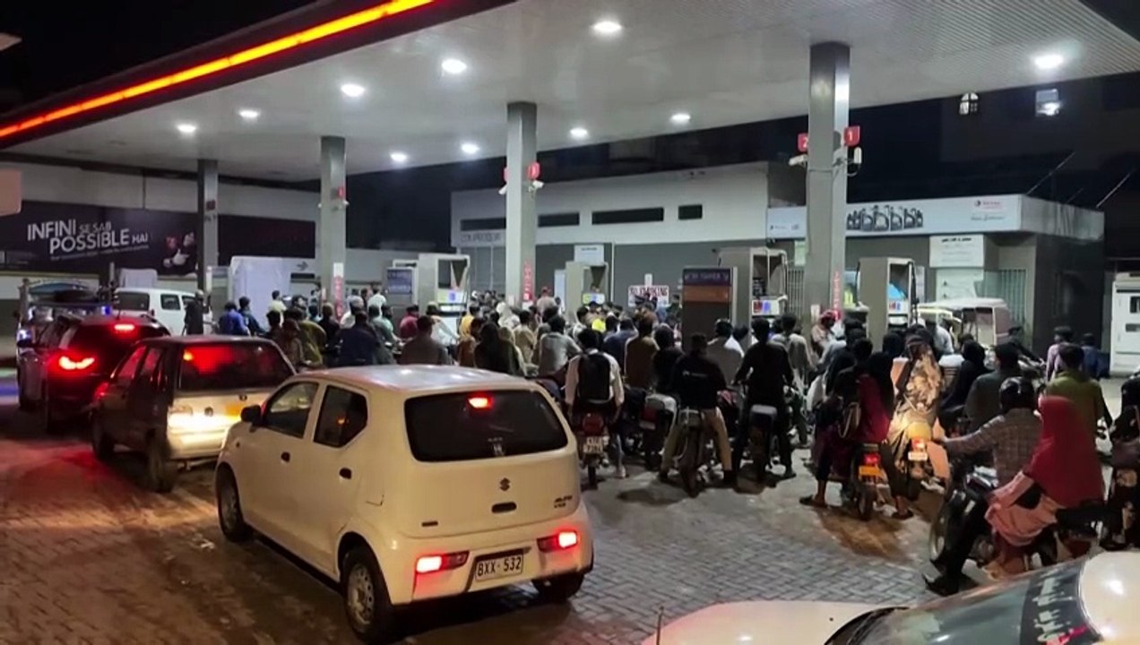 World anxious to open Hormuz, US-Iran trade threats, oil prices rise