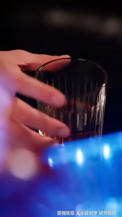 At the recognition banquet, she tore off her adopted daughter's hypocritical mask and married into a wealthy family with her medical skills and wisdom, completely severing ties with the white-eyed wolf family#Revenge #大女主 #短剧 - YouTube