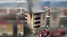 Bursa’da apartman dairesinde çıkan yangın, mahalleyi ayağa kaldırdı