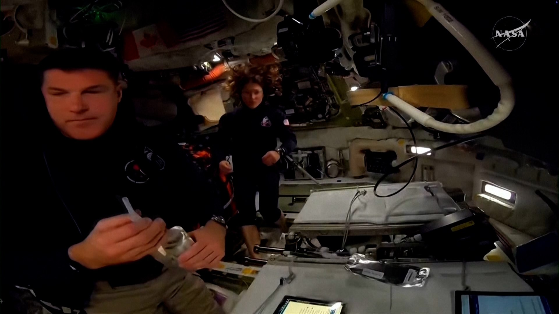 Sábado santo de camino a la Luna: los astronautas de Artemisa 2 ya ven nuestro satélite