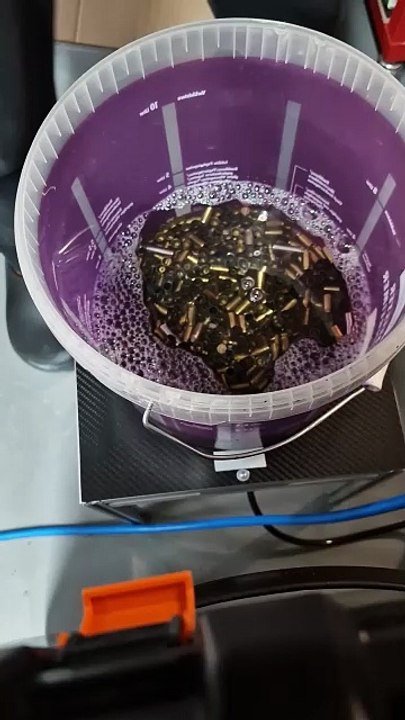 Lem-diy-5min_case-cleaning_1