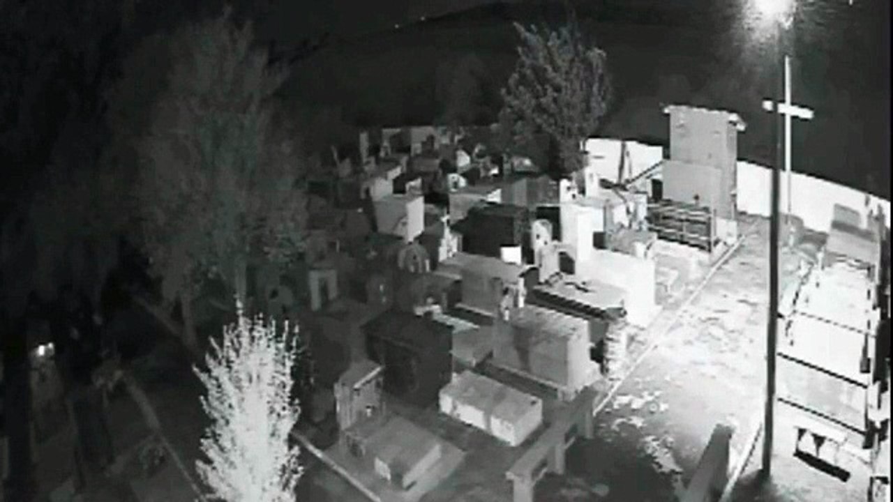Túmulos são violados em Miraselva e corpo desaparece