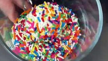 Sprinkles give color to eggs