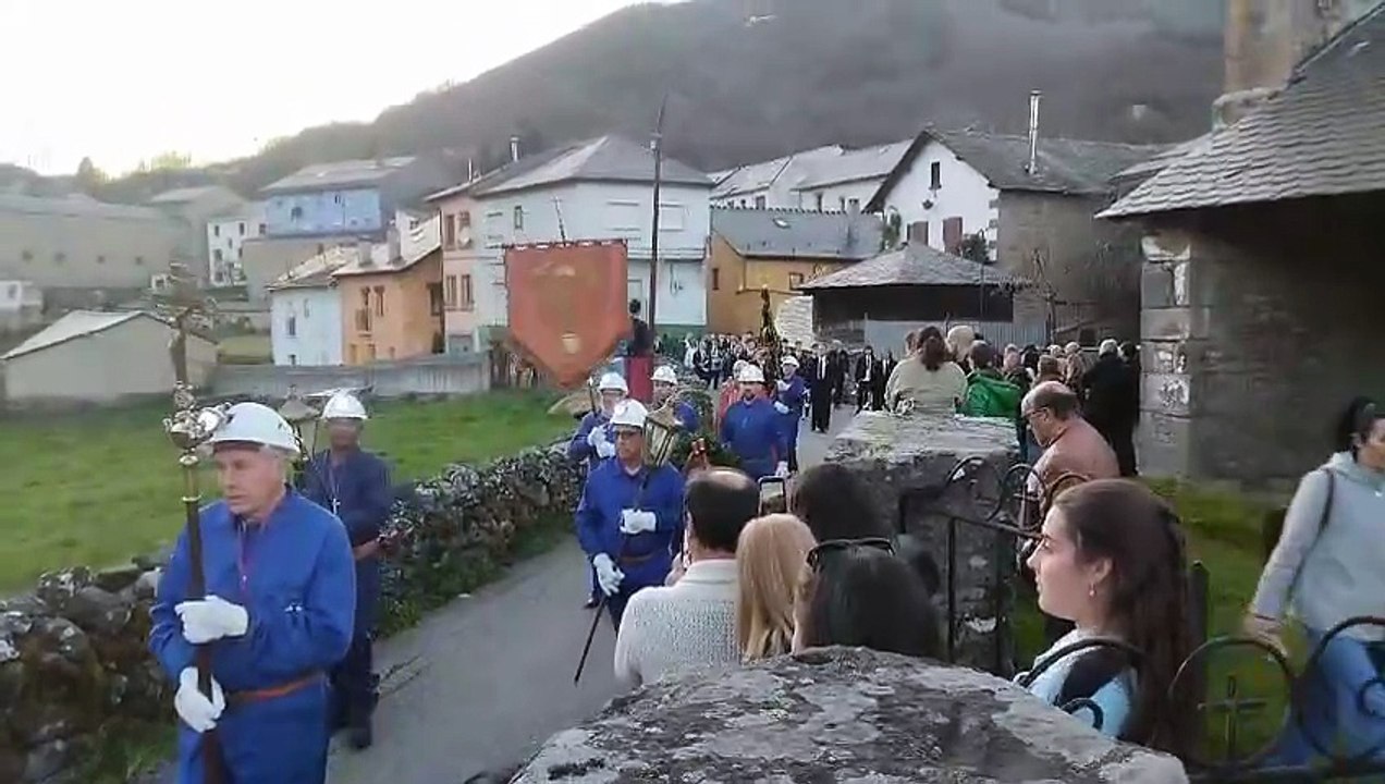 Procesión Mineros Caboalles