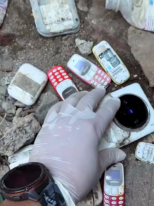 Found phones  #foundphone #vivox200mobile #phones #iphones #restoration #reels