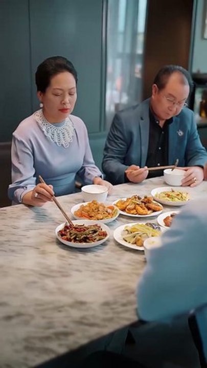 The CEO's Surprise Daughter (DUBBED) #Dramabox