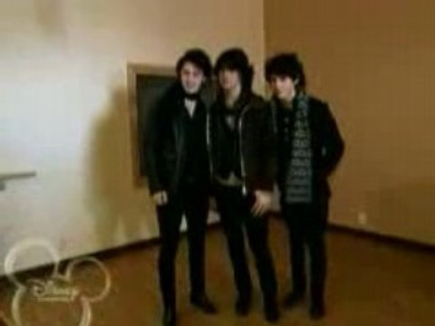 Jonas Brothers : Living the Dream Episode 4