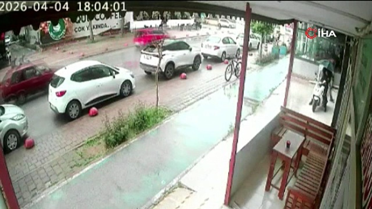 Hırsızdan pes dedirten takas kamerada: Çaldığı bisikleti bırakıp motosiklet çaldı