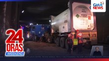 Truck, sumalpok nang madulas sa kalsada dahil sa langis; driver sugatan | 24 Oras Weekend