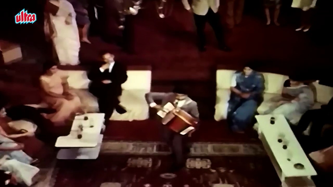 Deewanon Se Ye Mat Pucho  starcast Manoj Kumar  Asha Parekh  Pran; sung by Mukesh. film "Upkar,"