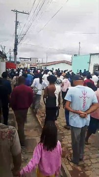 Baianos desaparecidos na Paraíba são enterrados em Morro do Chapéu
