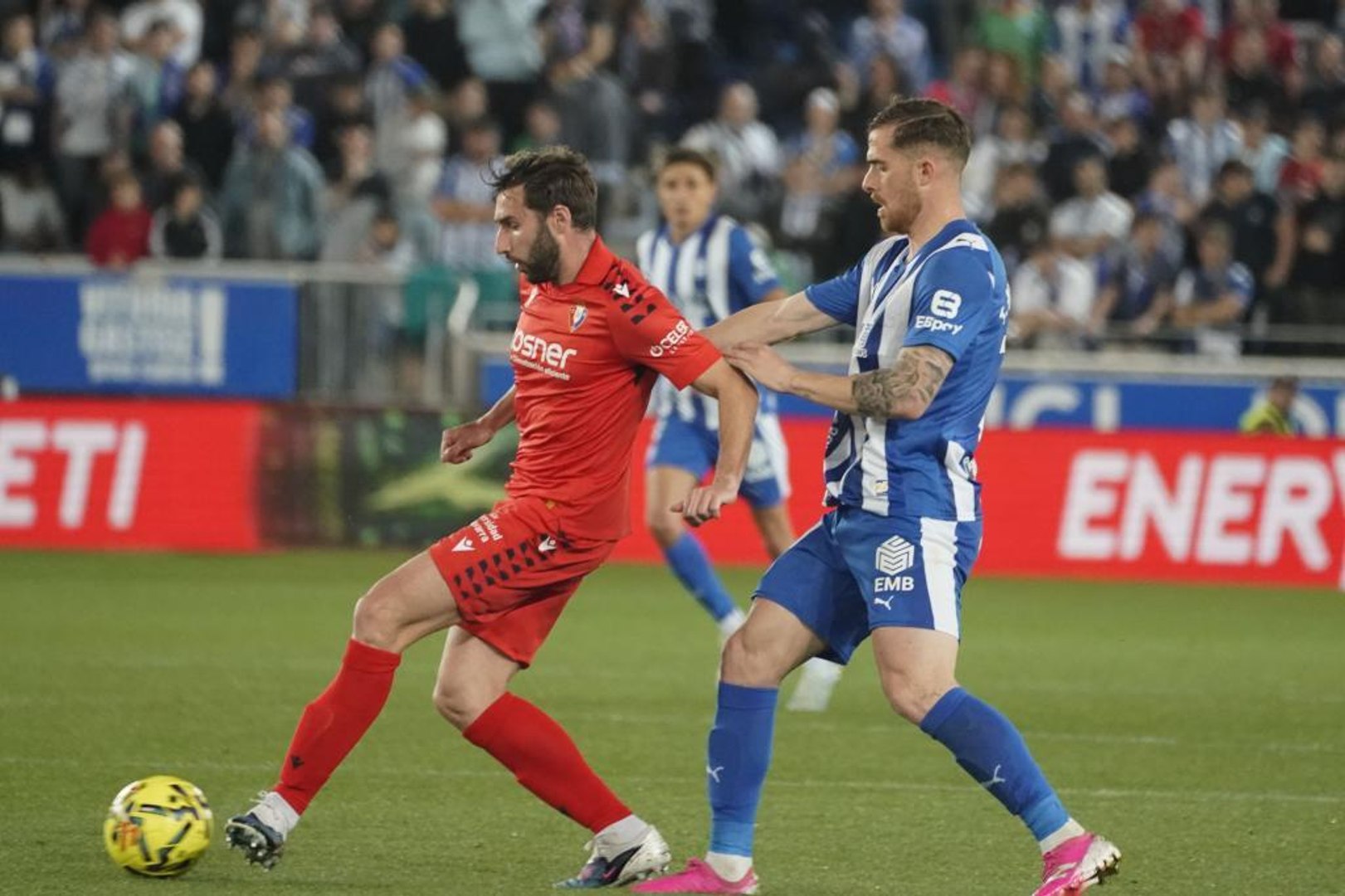 David Barral: "El Alav�s no es capaz de ir a por el partido sinedo local..."