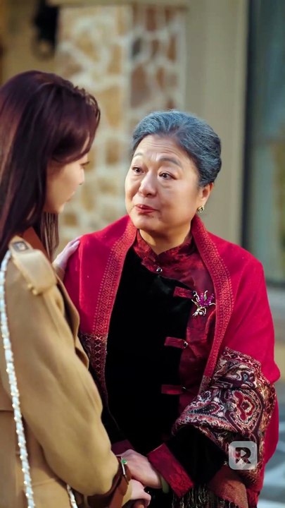 [doblado] Fingir amar, acabar obsesionada