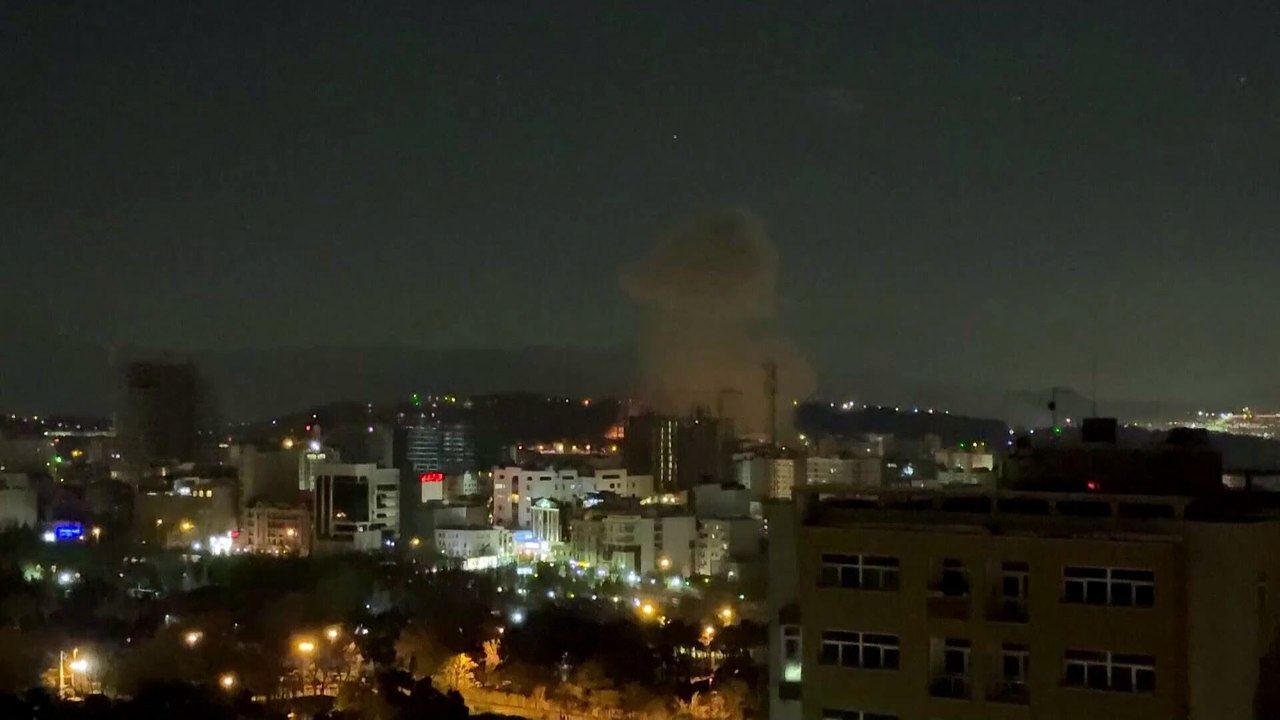 Το Ιράν απειλεί με «καταστροφικά αντίποινα» μετά το νέο τελεσίγραφο Τραμπ