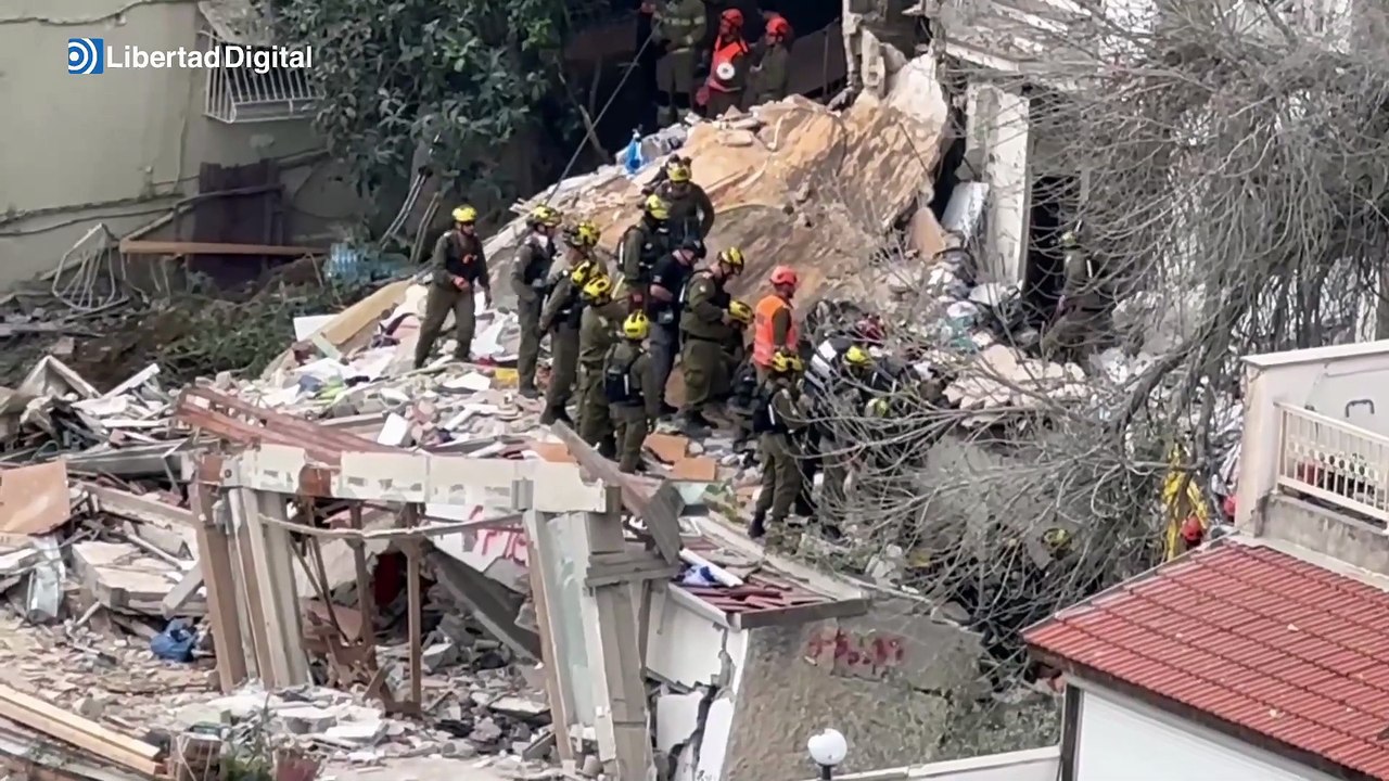 Un misil iraní impacta en un edificio residencial en Haifa causando cuatro muertos