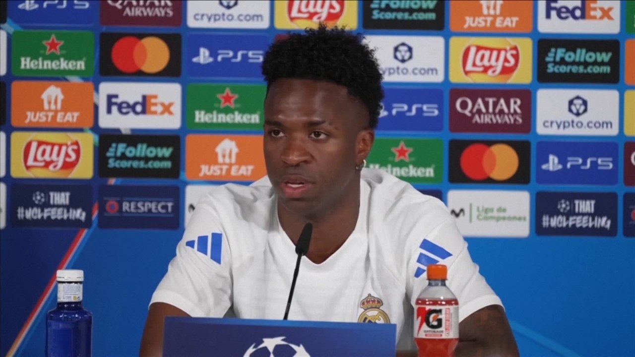 Vinicius Jr. afirma que los jugadores famosos deberían alzar la voz contra el racismo