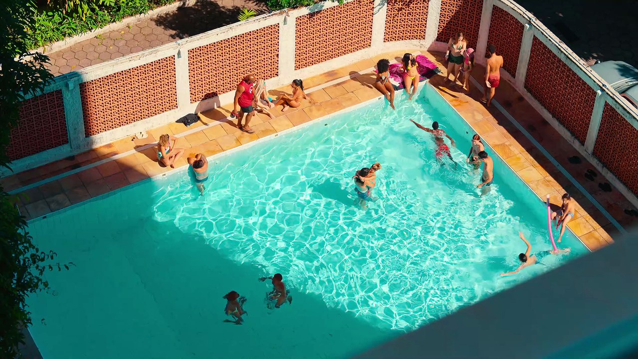 Quinze Dias | Trailer