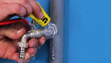 DIY faucet installation on a damaged pipe! 💧🔧