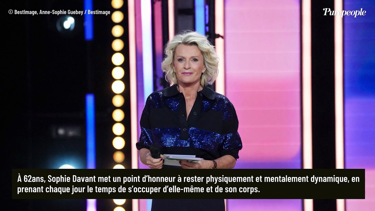 Sophie Davant, 62 ans : "J'essaie de faire 8 à 10 km par jour, plusieurs fois par semaine"