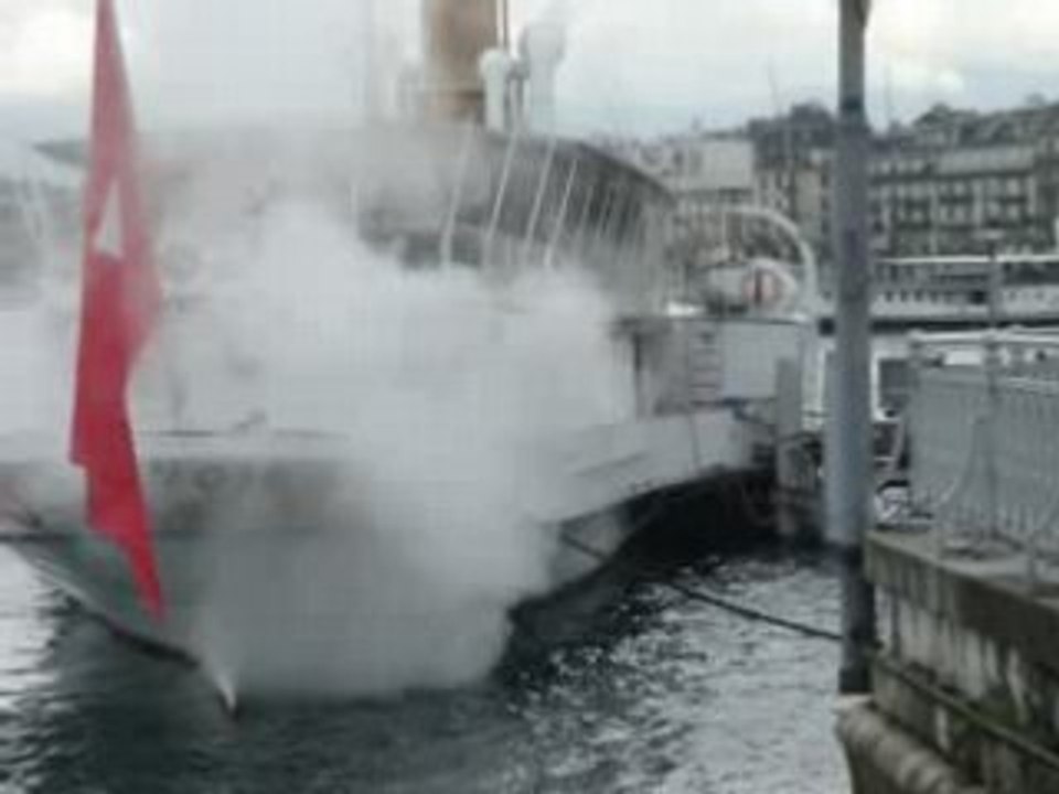 Le Savoie à quai