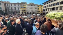 funerale di Giovanni Birindelli,  lacrime e in ascolto del ?Silenzio?