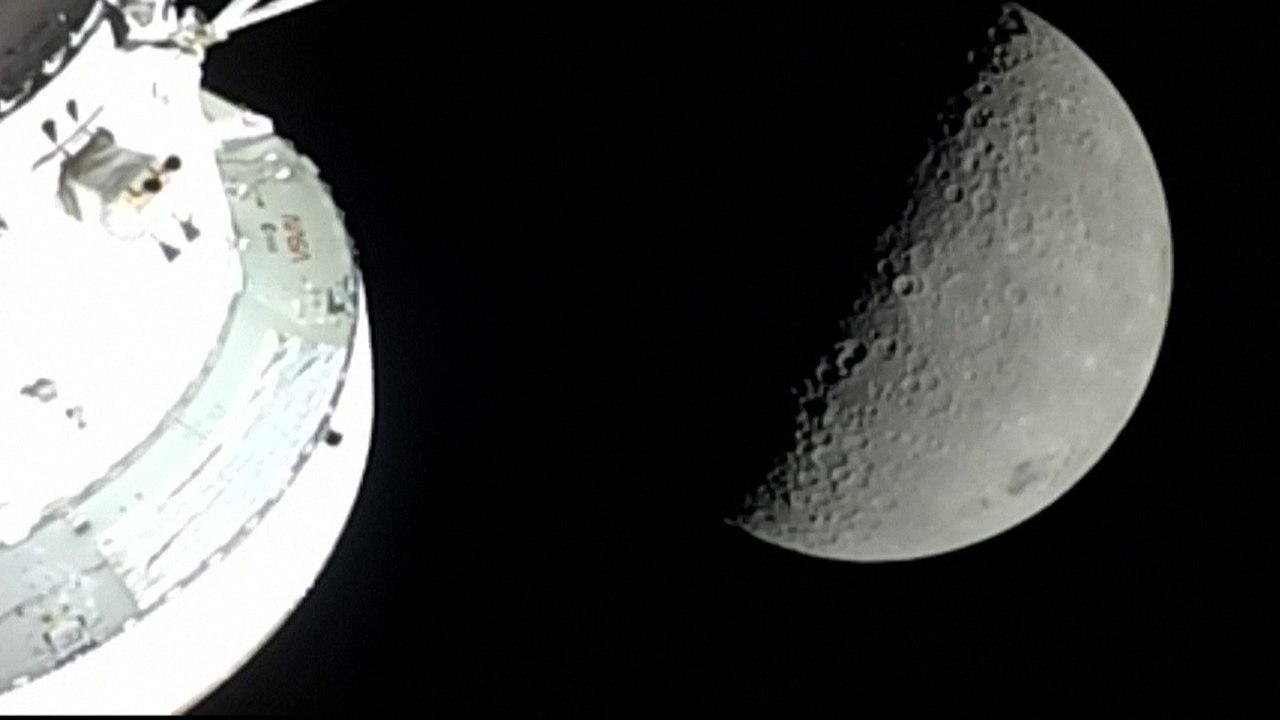 « C’est tout simplement magique » : l’équipage d’Artemis II décrit les vues lunaires lors du survol