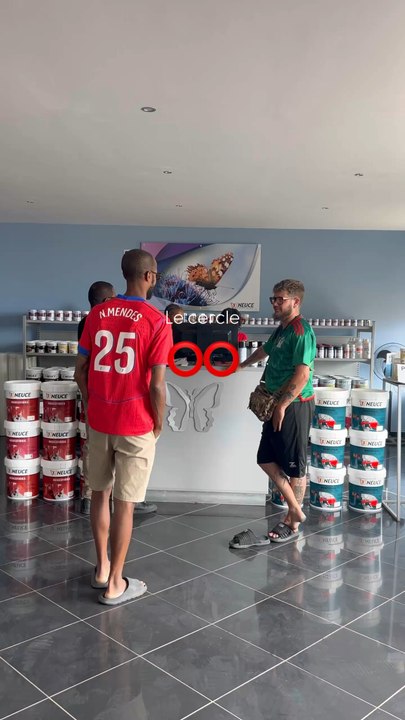 On choisis nos teintes avec Le Cercle des Artiste !