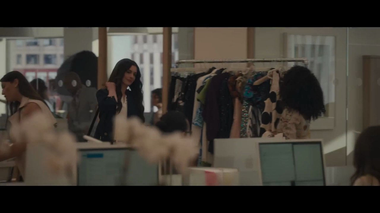 El diablo viste de Prada 2 Tráiler (2)