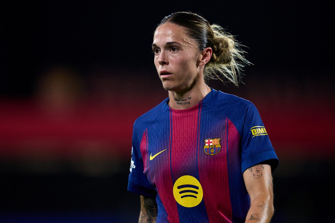 Barcellona femminile, il gol di Mapi Leon direttamente dalla bandierina