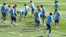 El Barça busca finura de cara a la Champions... ¡con pelotas de tenis!