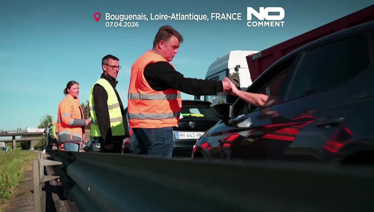 Bauarbeiter blockieren Straßen in Frankreich wegen hoher Spritpreise