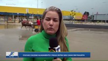 Chuvas causam alagamento e água entra nas casas em Paulista