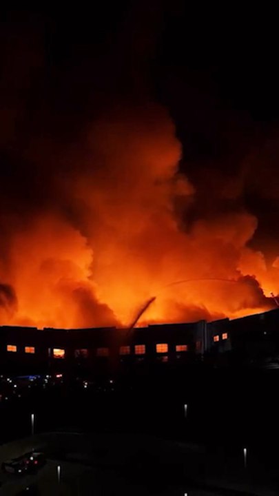 Drone video shows massive blaze burn down Ontario warehouse