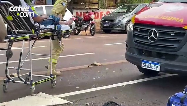 Motociclista fica ferido em acidente de trânsito na Avenida Tancredo Neves