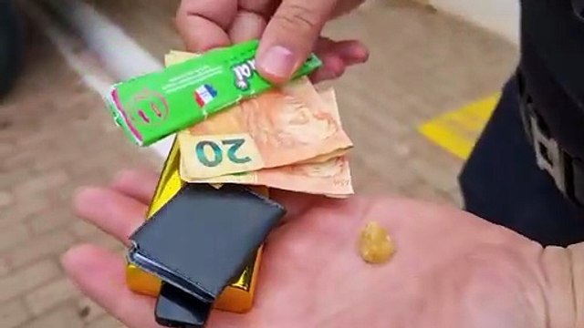 Homem é detido pela Guarda Civil Patrimonial em posse de crack no Terminal Oeste em Cascavel