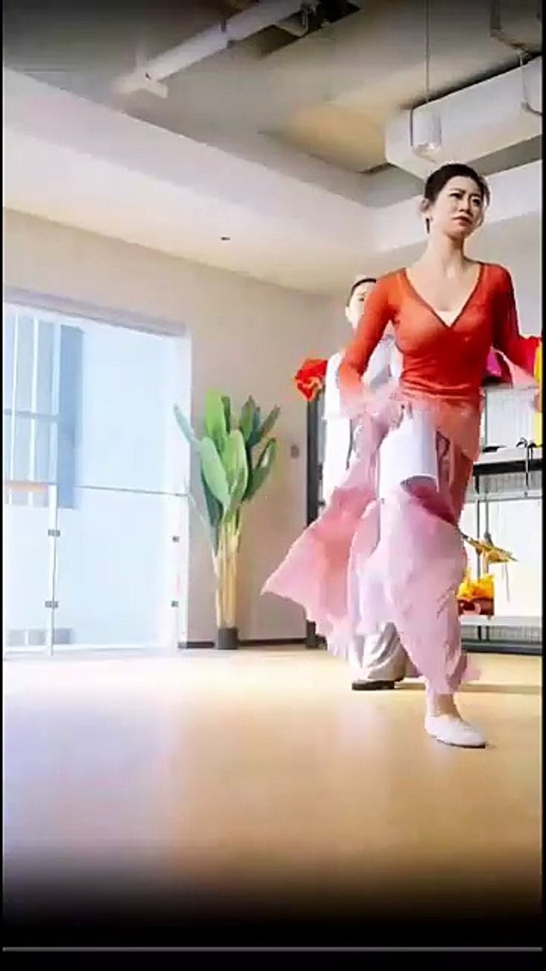 ⁣Love Lost Between The Steps Englishsub