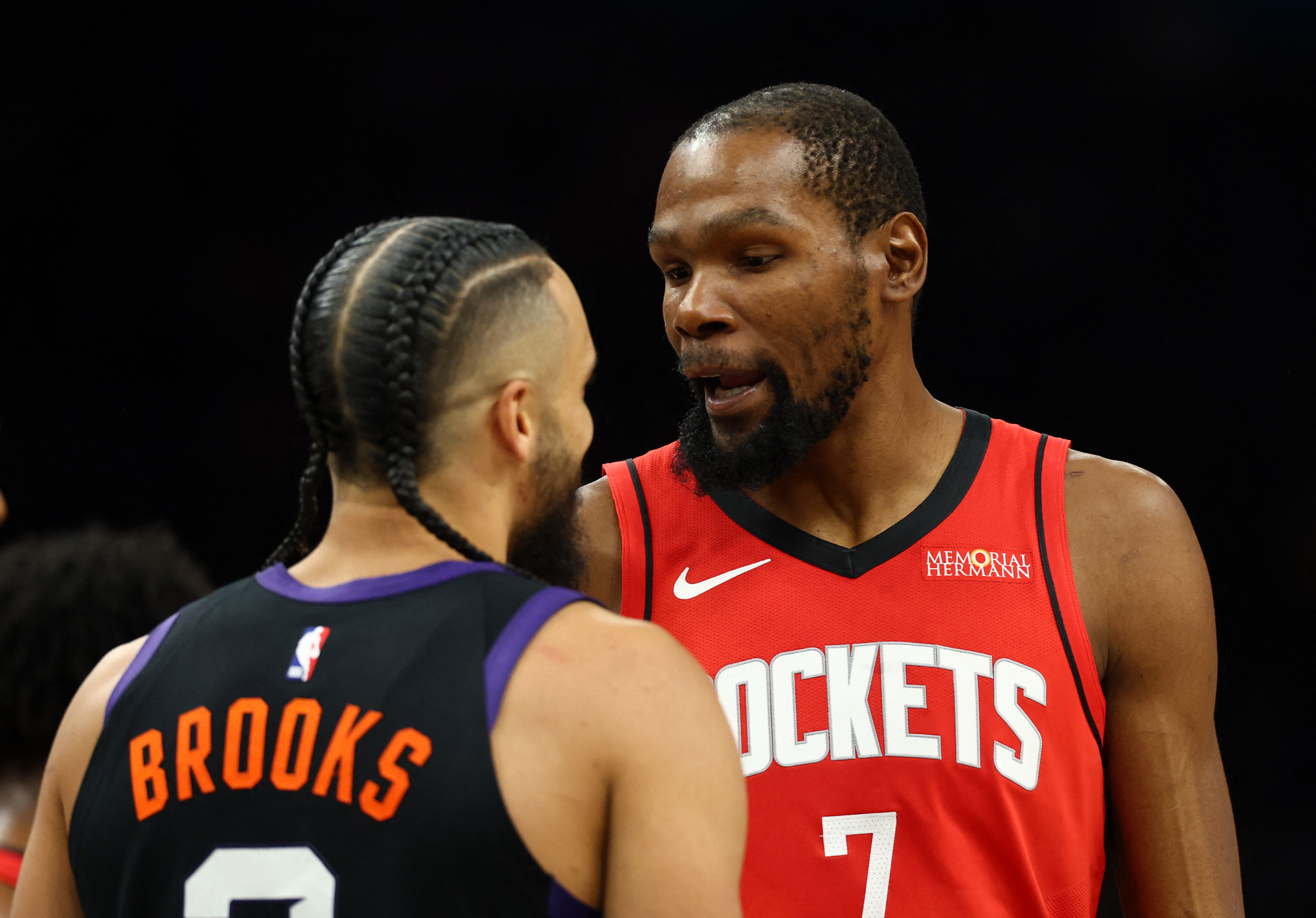 NBA : Houston gagne une partie très tendue à Phoenix !