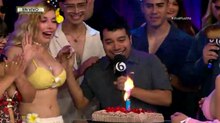 Festejan a Allan Redes con tremendo video