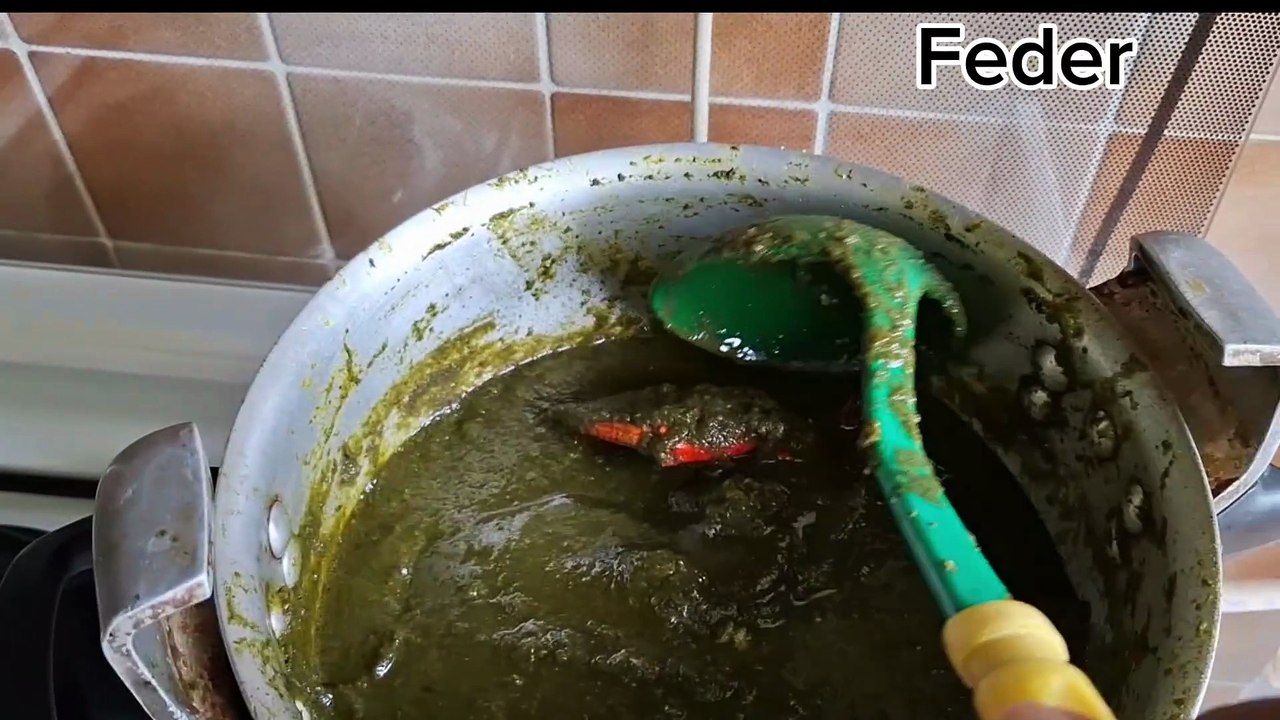 Cuisine riz et calalou de crabes