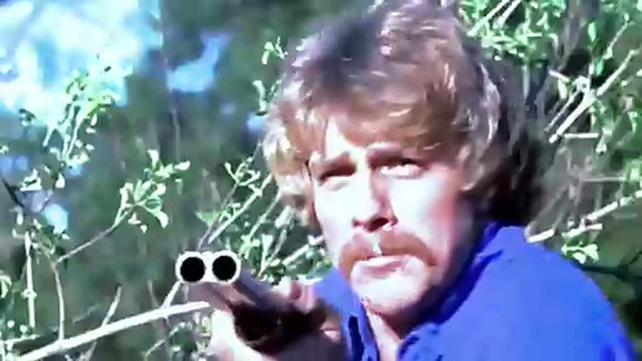 WITHOUT WARNING (1980) — Alien Frisbee Kill Edit