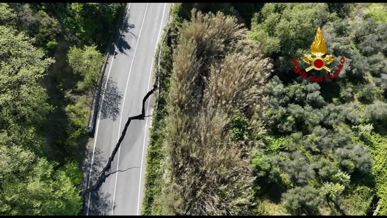 Italia divisa in due sulla dorsale adriatica per la frana in Molise